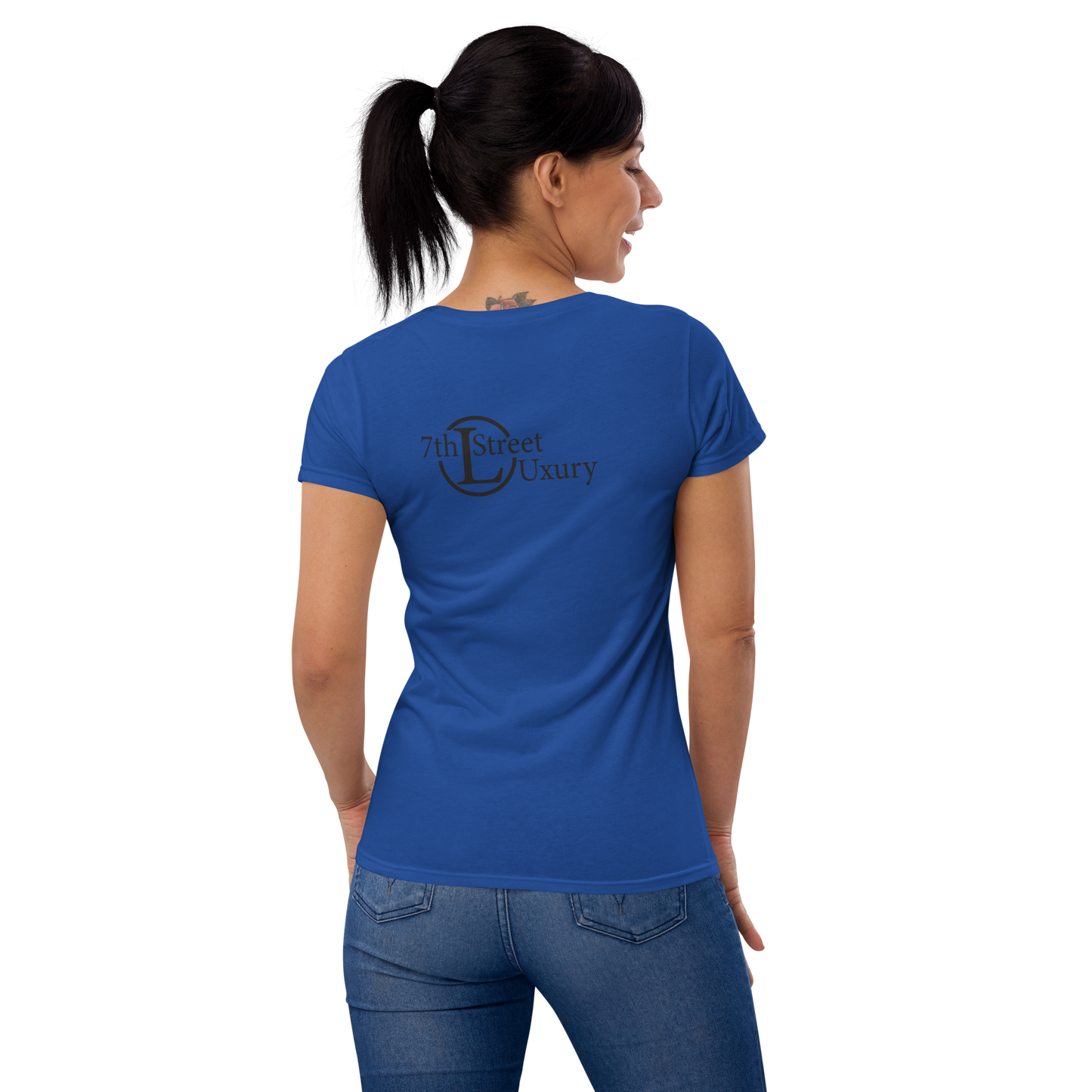 7thStreet Luxury Women's short sleeve t-shirt